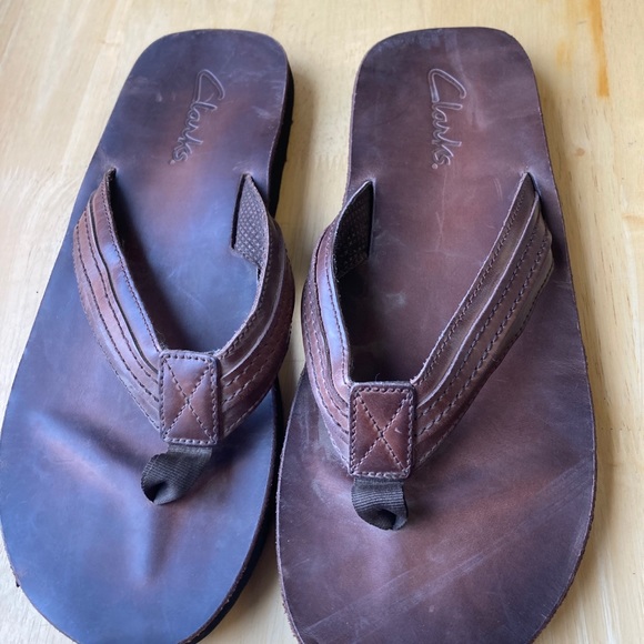 Clarks | Shoes | Clarks Mens Leather Flip Flops 3 | Poshmark